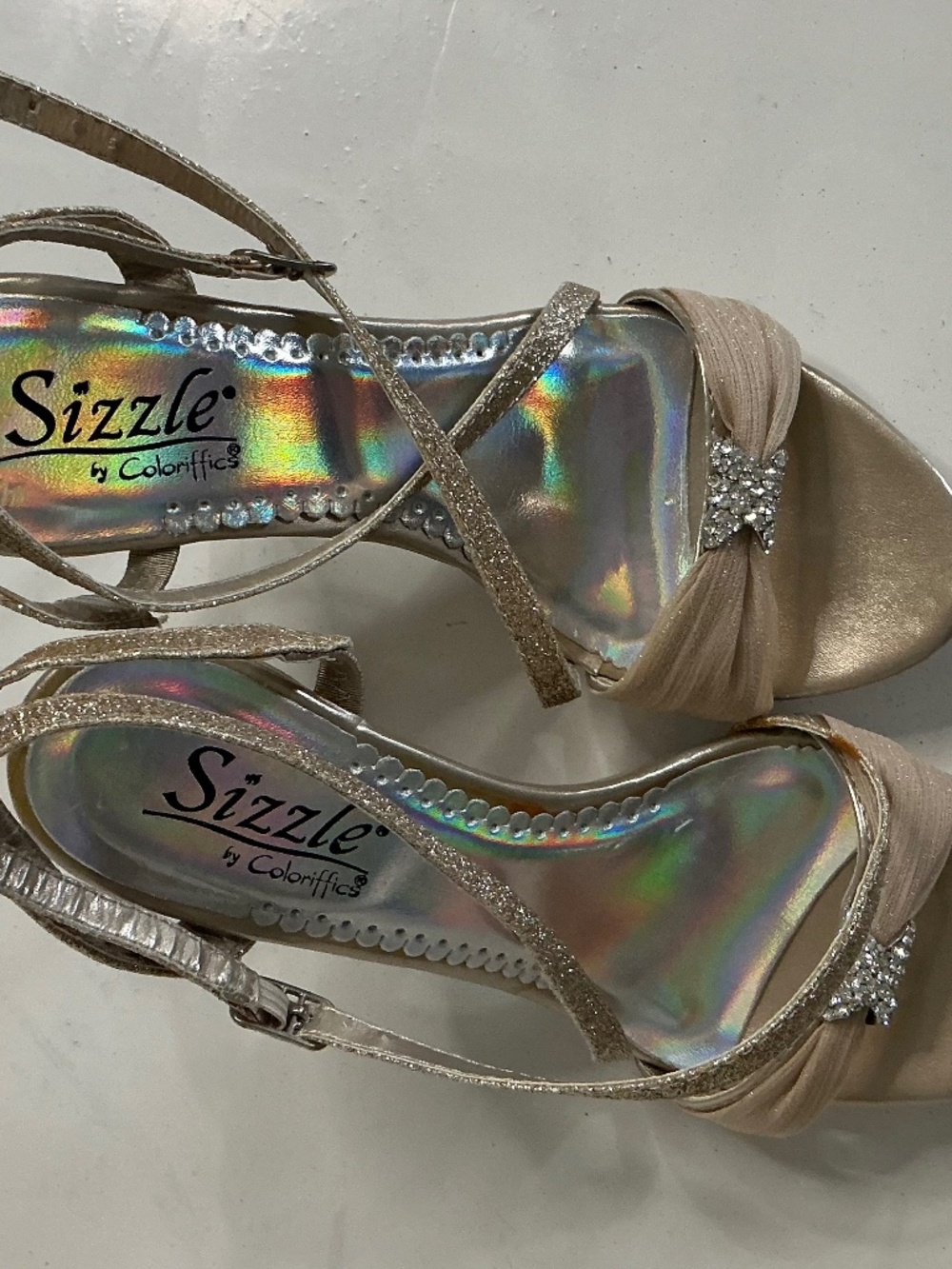 Sizzle by Coloriffic diamond studded glitter straps size 7